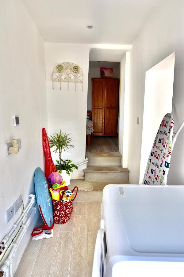 Spacious In The Village Of * Wembury