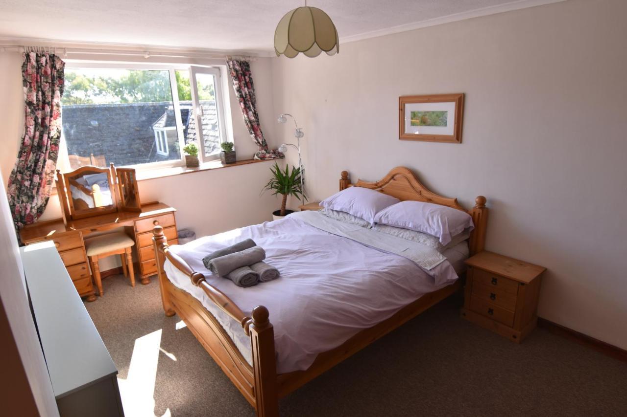 Spacious In The Village Of Сasa de vacaciones *